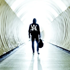 ALAN WALKER – Faded (pochette playlist musique électronique)