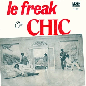 Pochette du single 45 tours Le Freak du groupe Chic affichant une typographie graphique des années 70 et d’une playlist disco